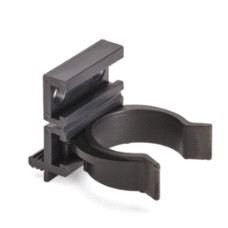 Sokkelben Emuca B, Klips